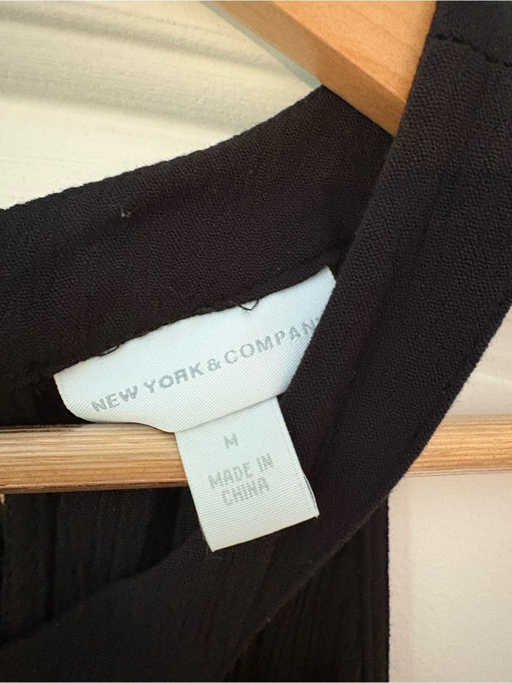 New York & Company Black Sleeveless Tie-Back Dress - Picture 5 of 6